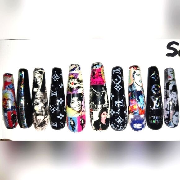 Hand crafted custom10pc acrylic press on nails sz small